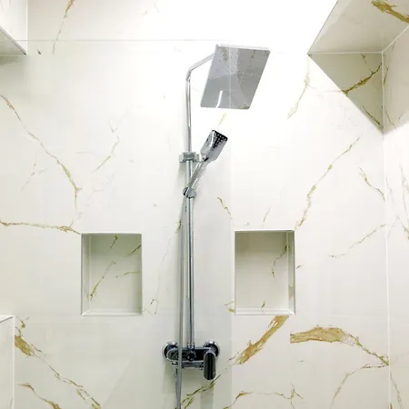 Red Apple * كاستوريا