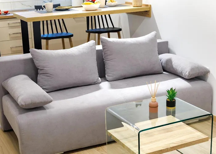 Red Apple Apartment