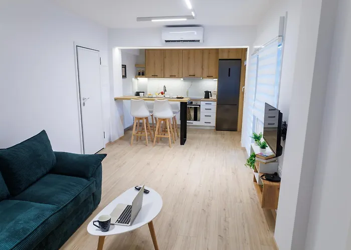Apartment Red Apple *